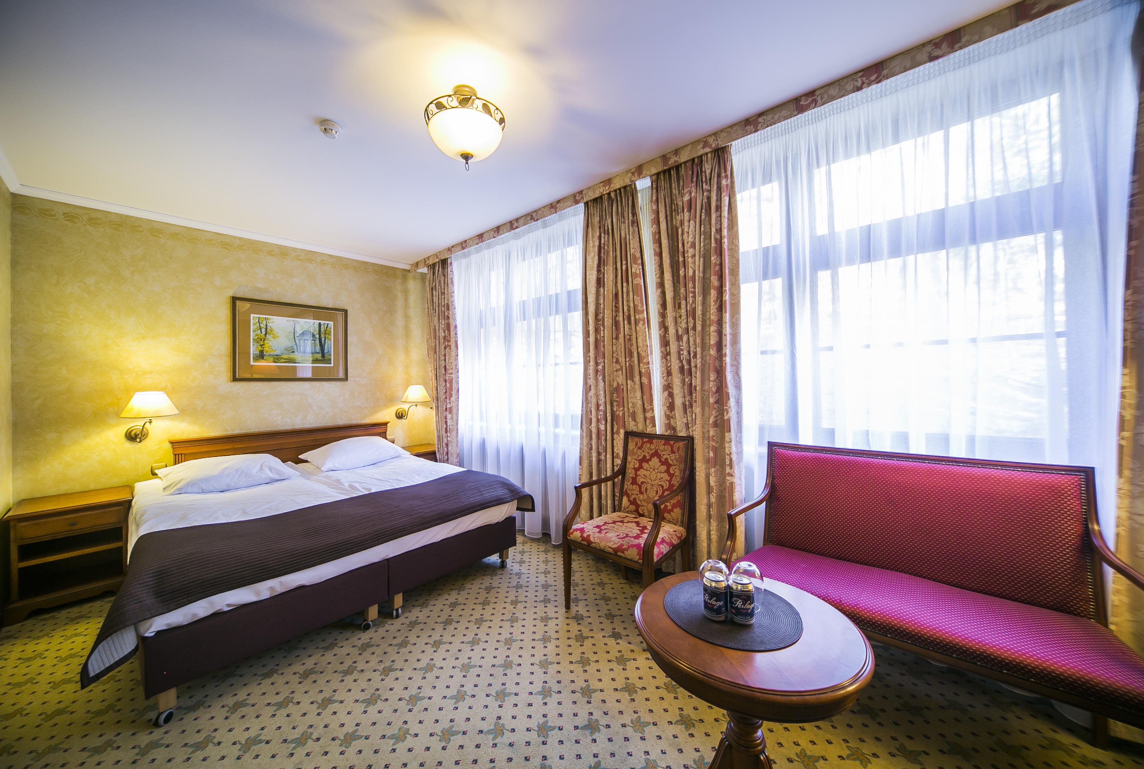 Hotel Opera سوبوت المظهر الخارجي الصورة