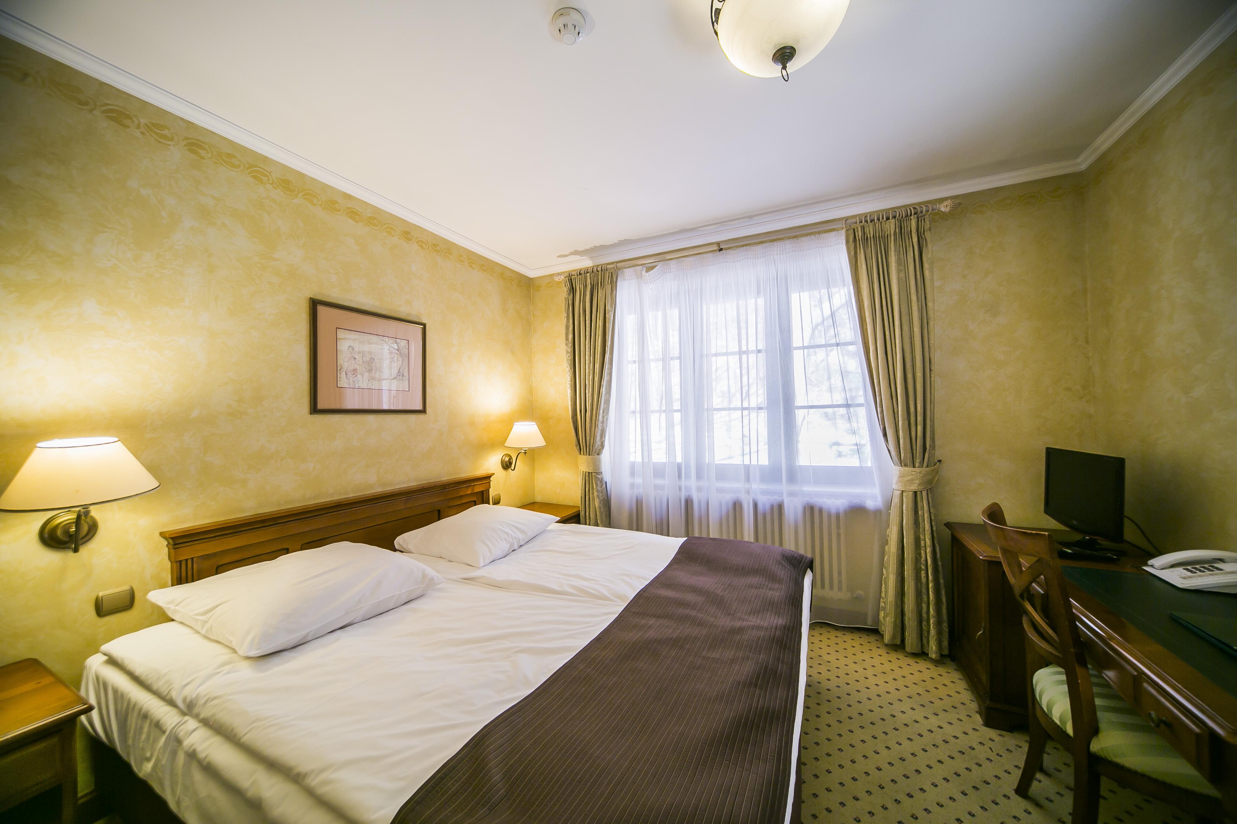Hotel Opera سوبوت المظهر الخارجي الصورة