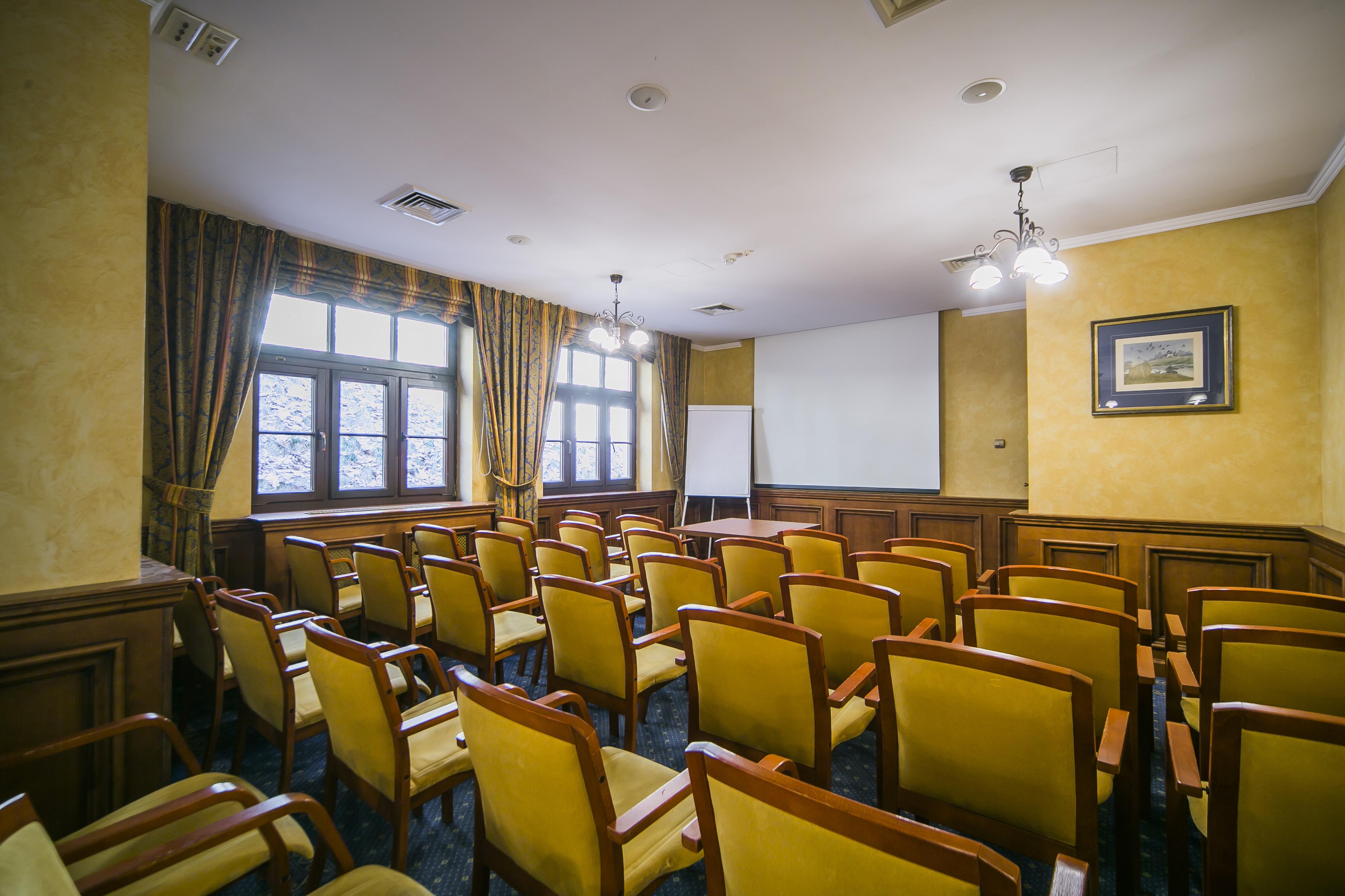 Hotel Opera سوبوت المظهر الخارجي الصورة